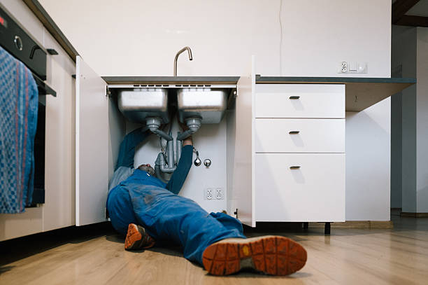 Professional Leak Detection technician working in Port Royal, SC